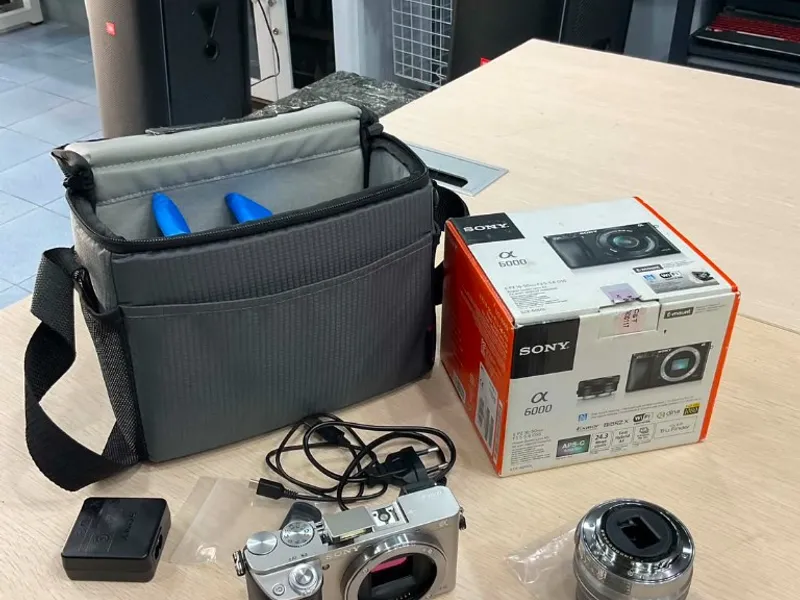 รับซื้อกล้องมือสอง Sony a6000 พร้อมเลนส์ กล่อง อุปกรณ์ครบ — BuyHub รับซื้อกล้องมิเรอร์เลส